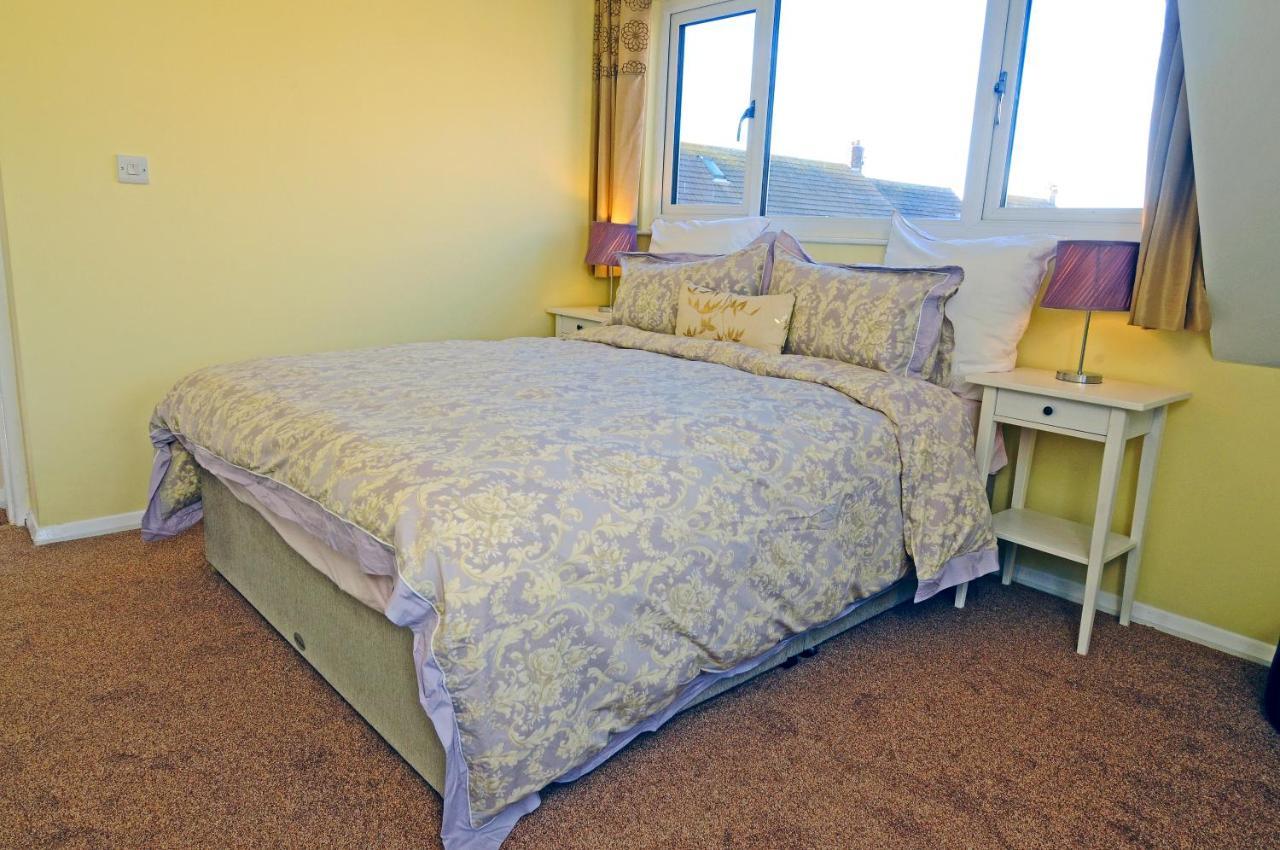 Whitby Spacious Rugby Field Cottage With Off-Street Parking And Ev Fast Point For Electric Cars Exteriér fotografie
